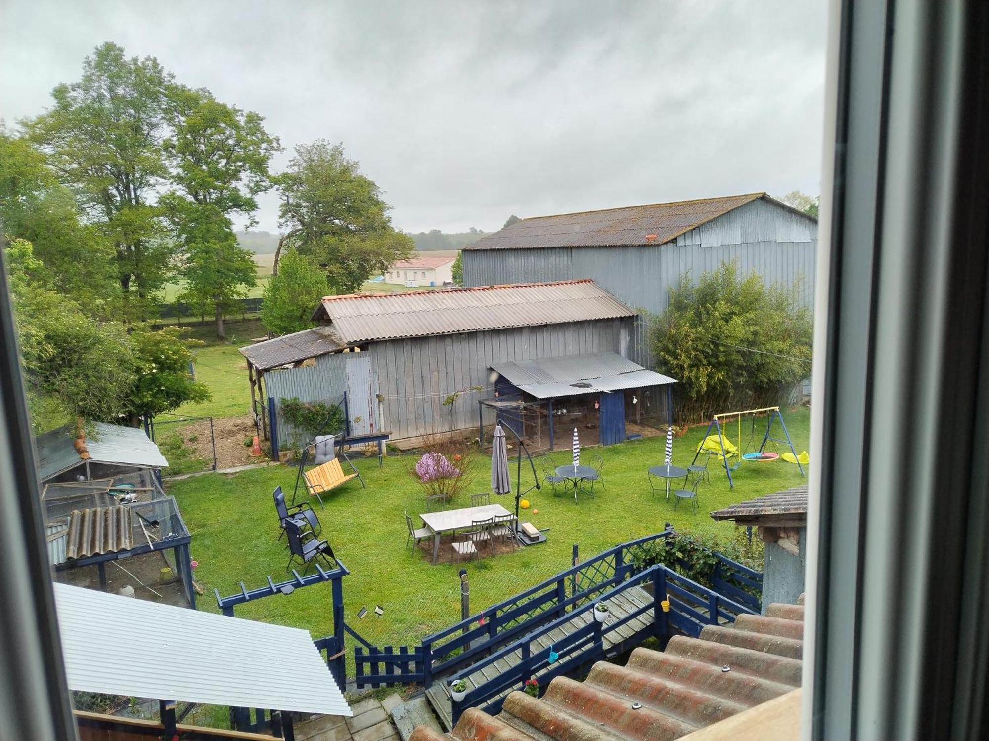 Appartement Gite Du Gardoir Boresse-et-Martron Eksteriør billede